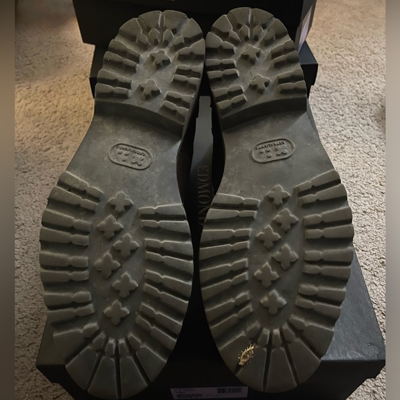 Allen Edmonds Chelsea boots - Picture 3 of 4